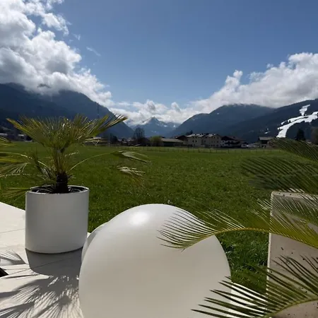 Alpen Sky Apartment *